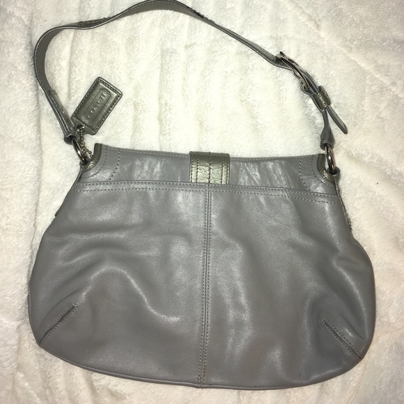 Gray Coach soft leather purse - Picture 2 of 9